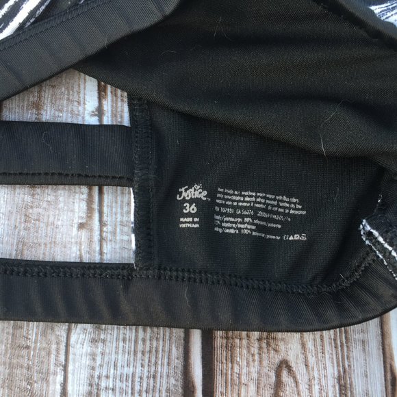 Justice girls sports bras size 36; lot of 2; soccer - Picture 5 of 11